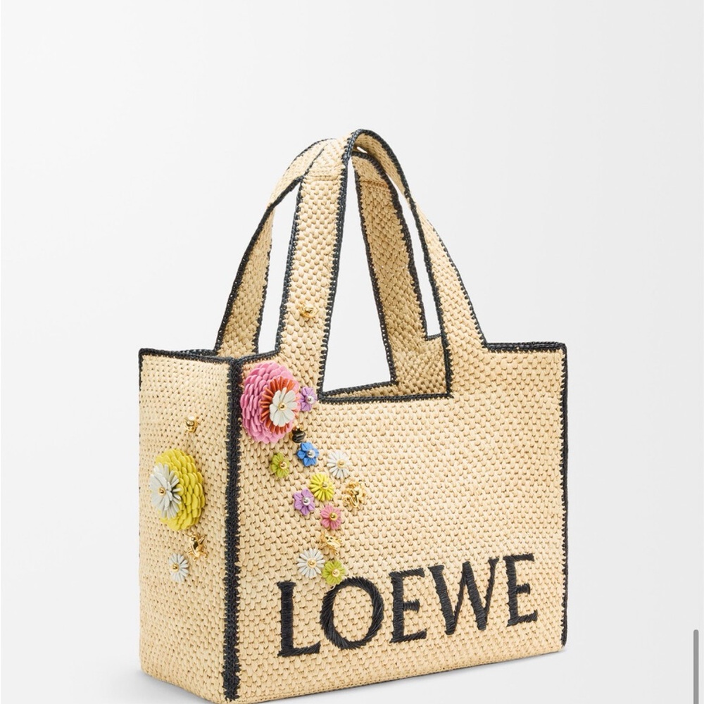 Loewe Green Flower Pin - Picture 2 of 6
